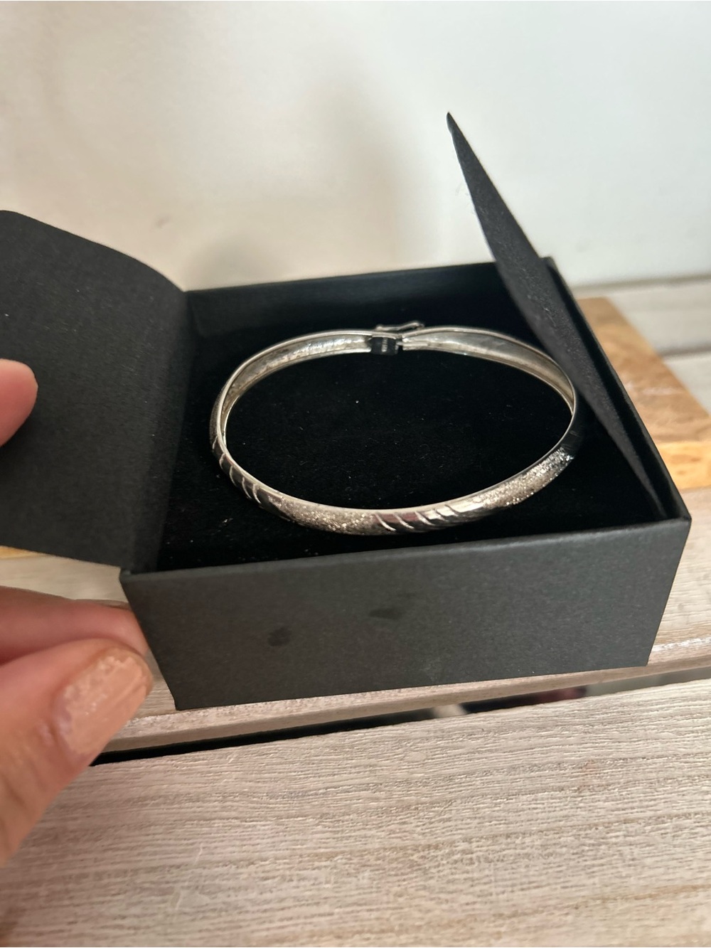 Classic Silver-Tone Men's Hinge Bangle Bracelet